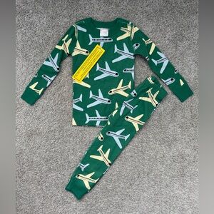 Hanna Andersson Green Airplane Kids Pajama Set Size 3T